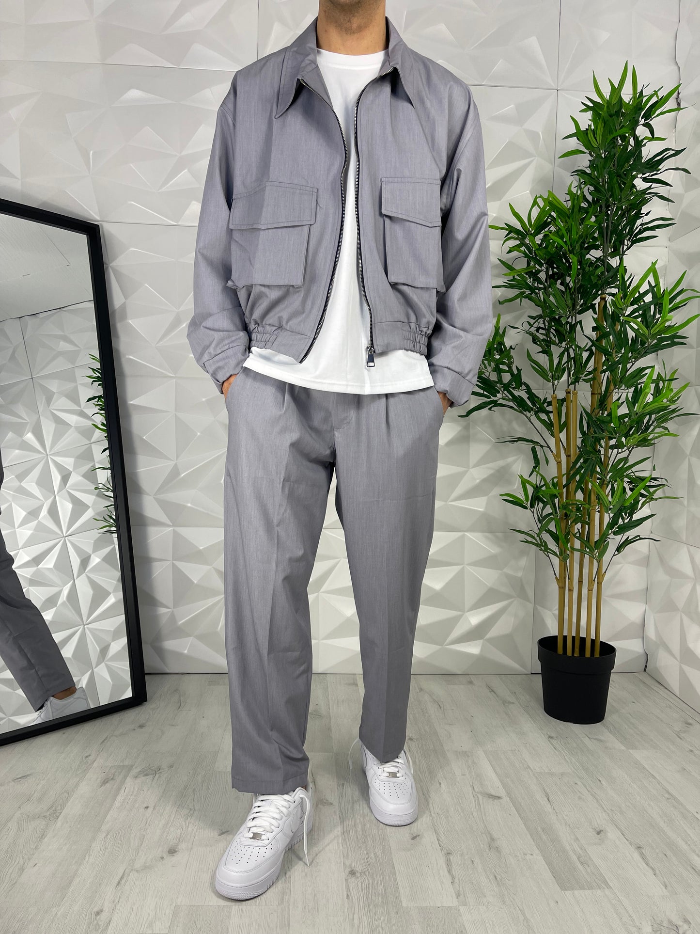 Completo elegante grigio