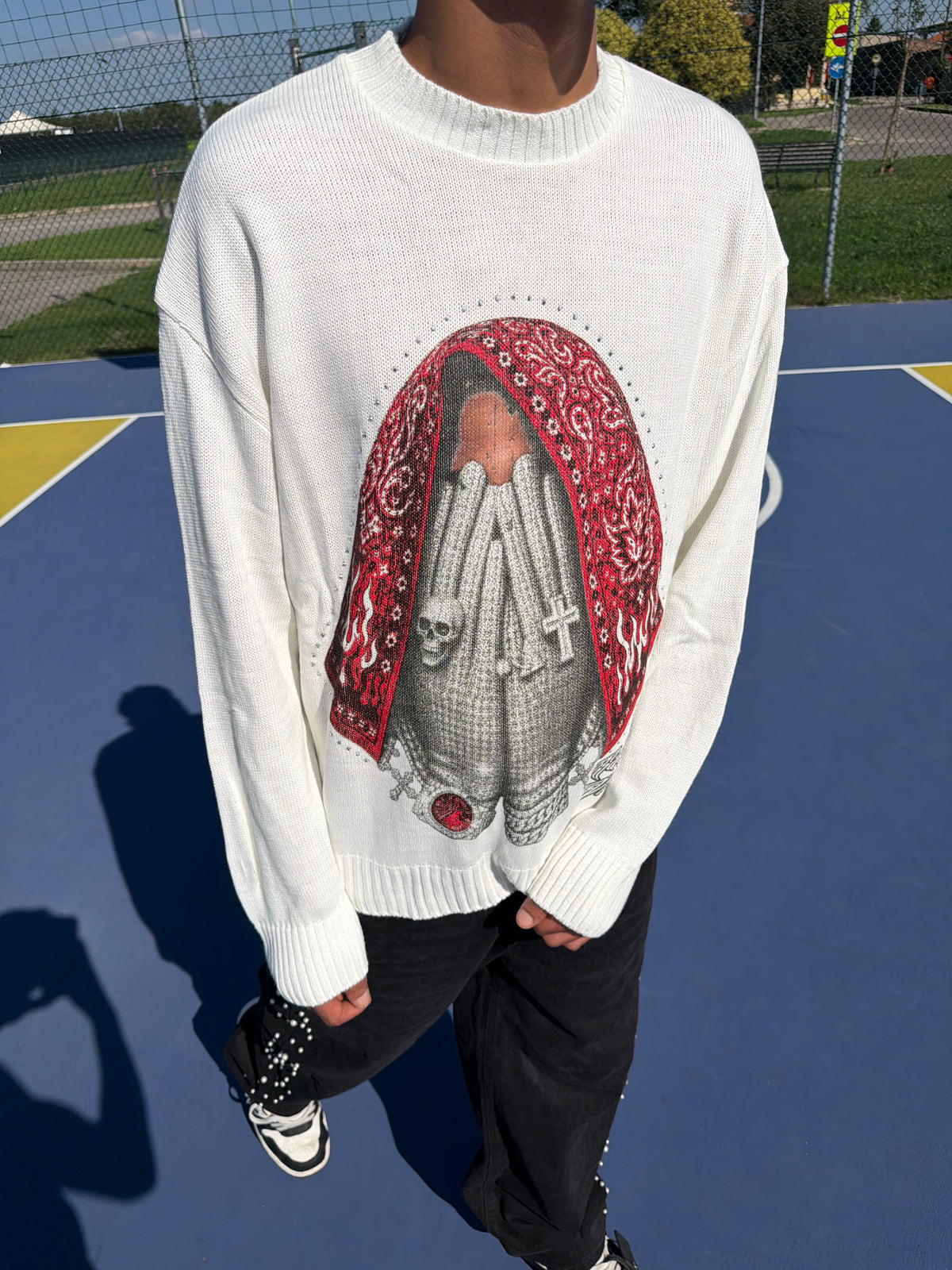 MAGLIONE CON STRASS