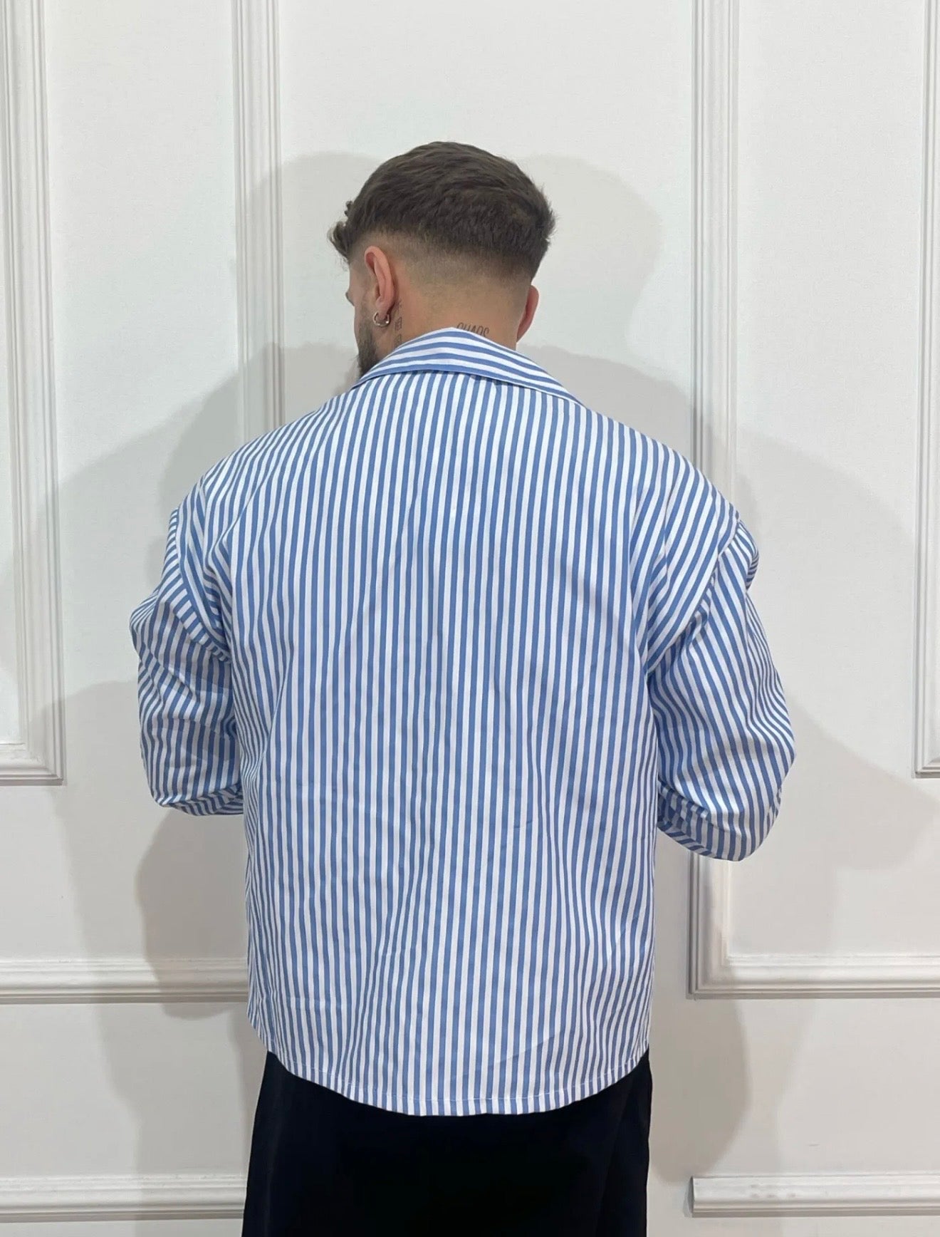 Camicia elegante azzurra