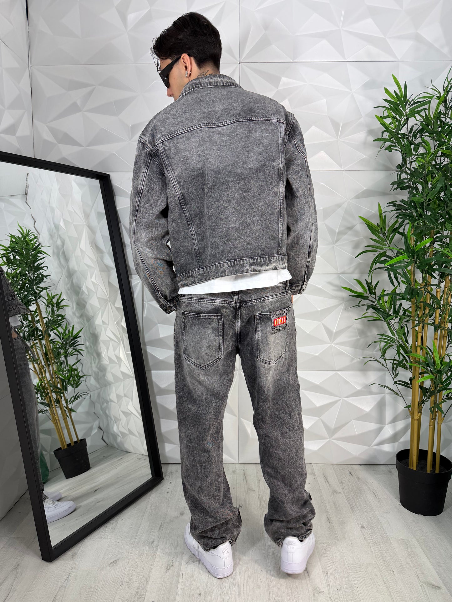 Completo in denim grigio